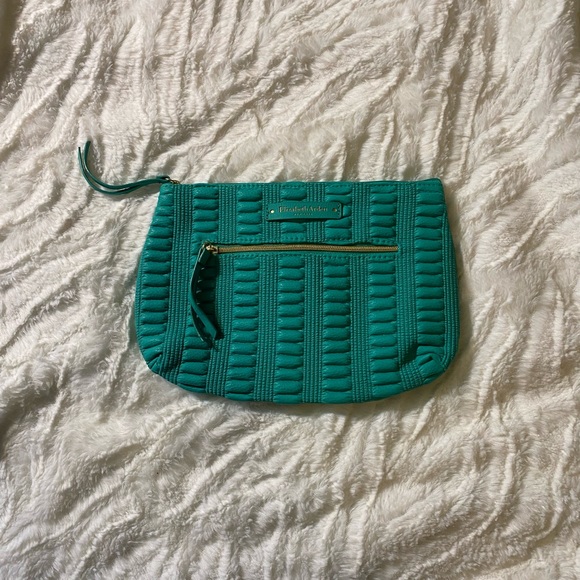 Elizabeth Arden Handbags - Elizabeth Arden Teal Zippered Cosmetic Makeup Bag